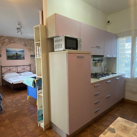 Vila The Lovers - Independent Little House With Garden Argegno Exteriér fotografie