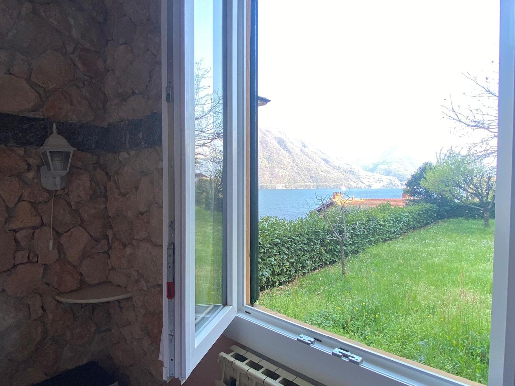 Vila The Lovers - Independent Little House With Garden Argegno Exteriér fotografie